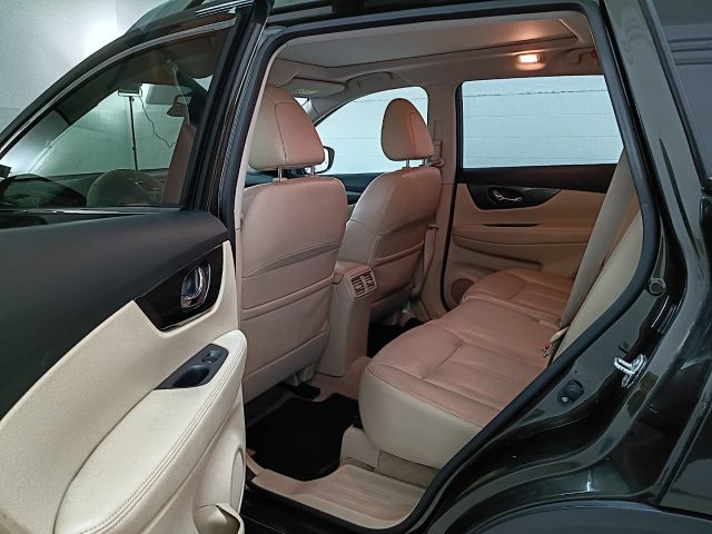 NISSAN X-Trail usata, con Sedili riscaldati