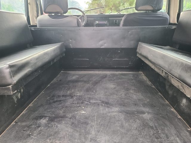LAND ROVER Defender usata 14