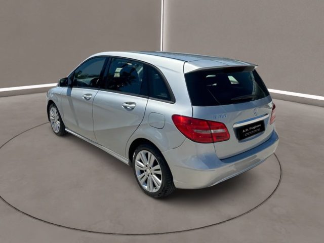 MERCEDES-BENZ CLA usata, con Autoradio