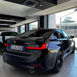 BMW 330 usata, con Fendinebbia
