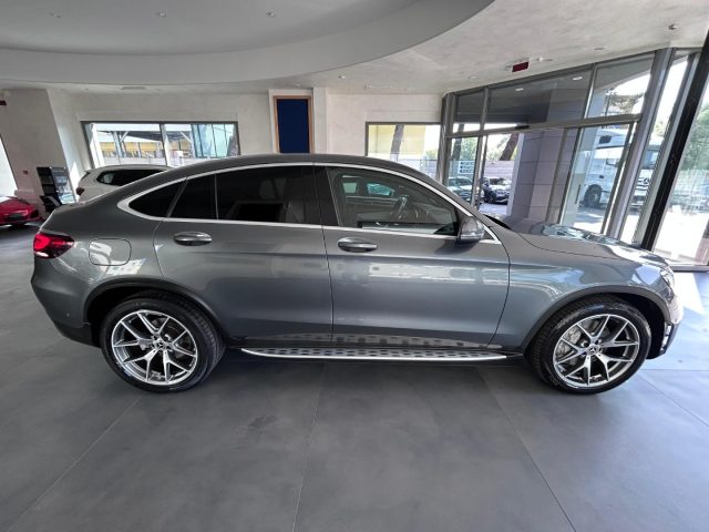 MERCEDES-BENZ GLC 300 usata, con Alzacristalli elettrici