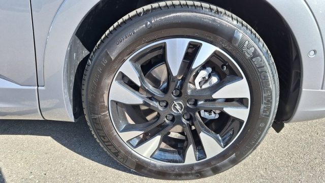 OPEL Grandland usata, con Autoradio