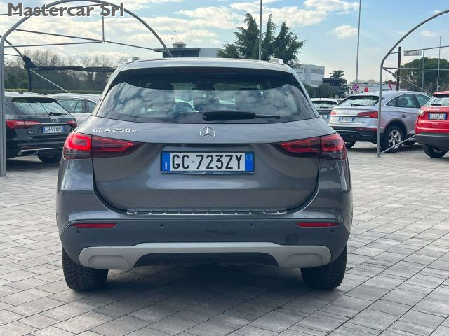MERCEDES-BENZ GLA 250 usata, con Chiusura centralizzata telecomandata