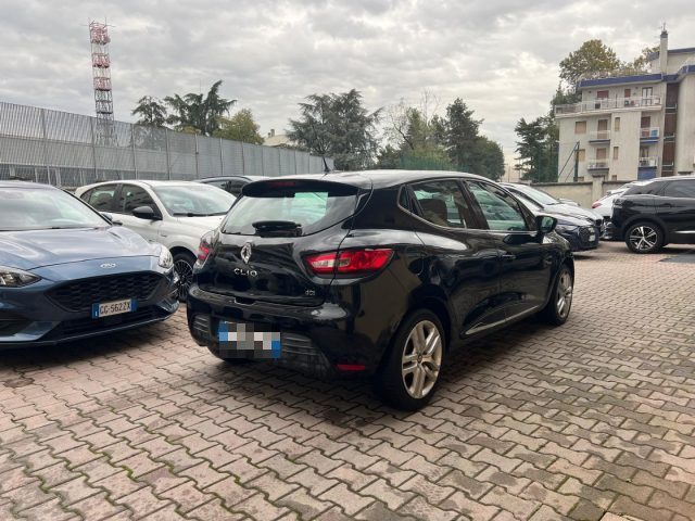 RENAULT Clio usata, con Controllo trazione