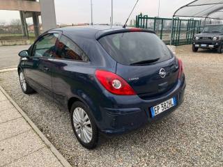 OPEL Corsa usata, con Boardcomputer
