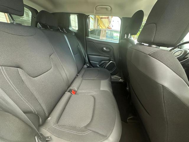 JEEP Renegade usata, con USB