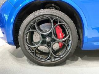 ALFA ROMEO Stelvio usata, con Controllo trazione