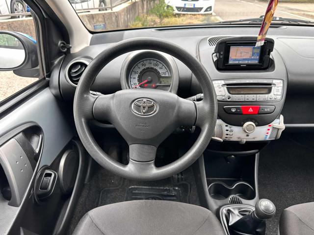 TOYOTA Aygo usata 14