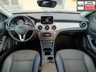 MERCEDES-BENZ GLA 220 usata, con Sistema di avviso di distanza