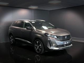 PEUGEOT 5008 usata, con Airbag