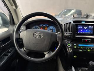 TOYOTA Land Cruiser usata, con Touch screen