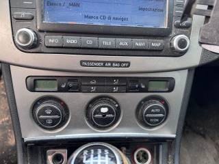 VOLKSWAGEN Passat Variant usata, con ESP