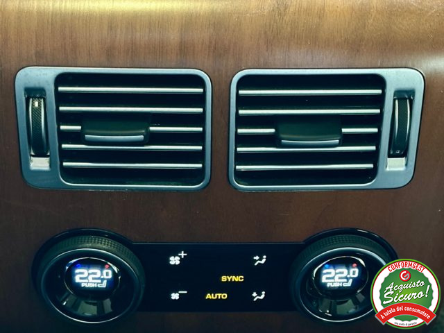 LAND ROVER Range Rover usata, con Fari LED