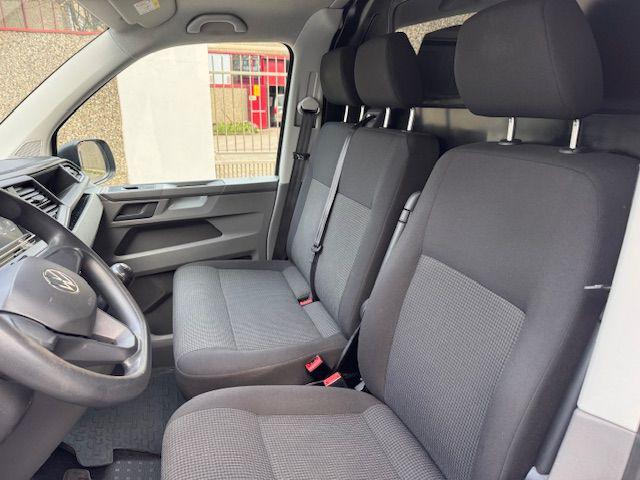 VOLKSWAGEN Transporter usata, con Park Distance Control