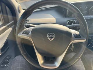 LANCIA Ypsilon usata, con Controllo trazione