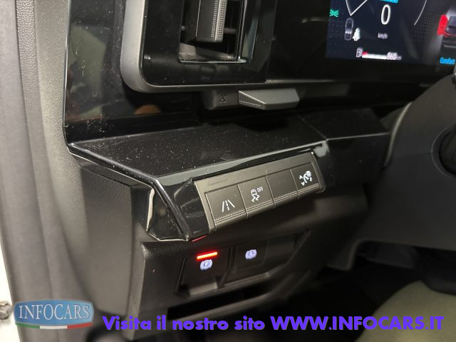 RENAULT Austral usata, con Leve al volante
