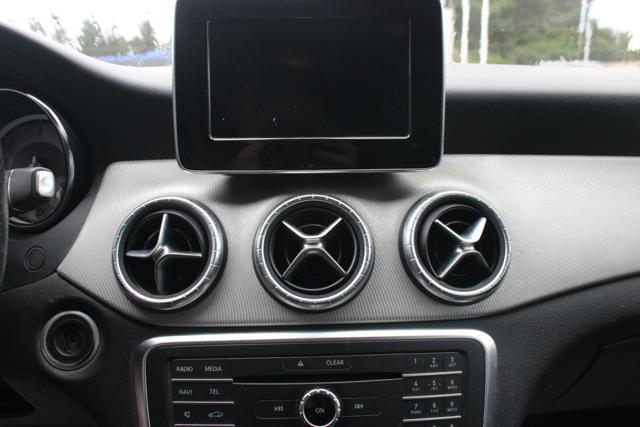 MERCEDES-BENZ CLA 200 usata, con Cerchi in lega