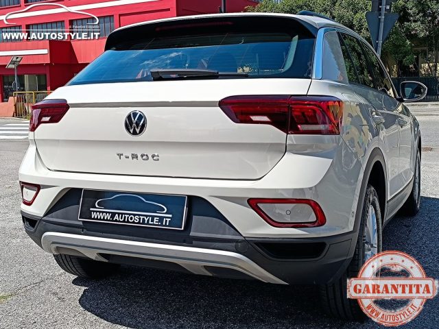 VOLKSWAGEN T-Roc usata, con Telecamera per parcheggio assistito