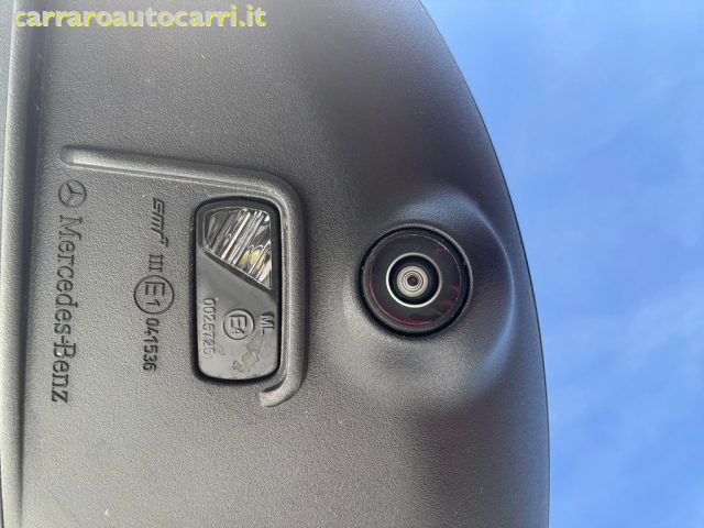 MERCEDES-BENZ GLA 200 usata, con Sedili riscaldati