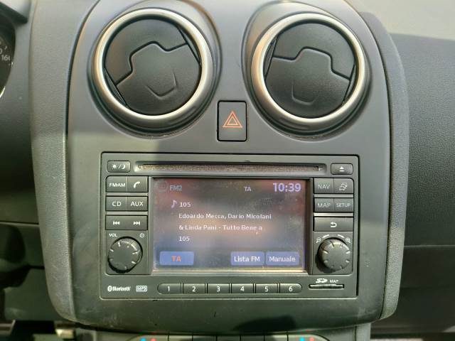NISSAN Qashqai+2 usata, con Boardcomputer
