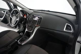 OPEL Astra usata, con Luci diurne LED