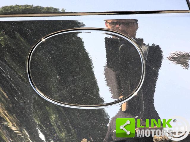 LAND ROVER Range Rover Velar usata, con Sedili sportivi