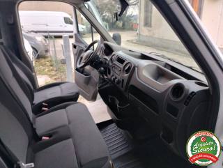 RENAULT Master usata, con Bracciolo