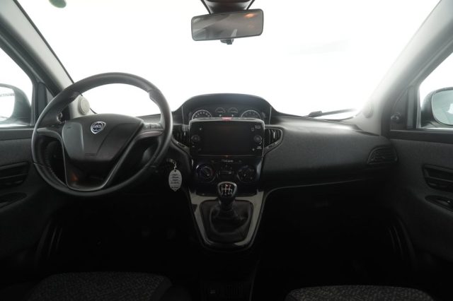 LANCIA Ypsilon usata 10