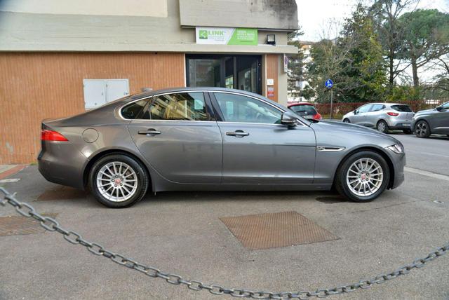 JAGUAR XF usata, con Cruise Control