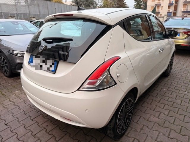 LANCIA Ypsilon usata, con Airbag Passeggero