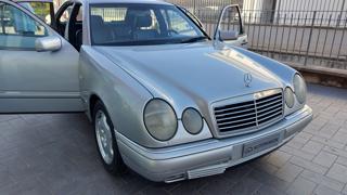 MERCEDES-BENZ E 200 cat Avantgarde  OK Neopatentati