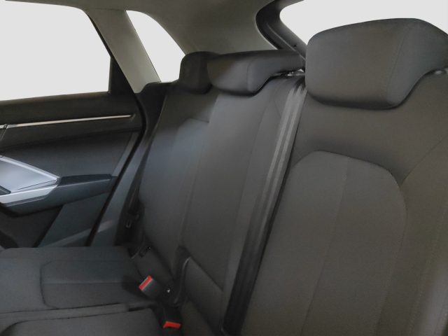 AUDI Q3 usata 9