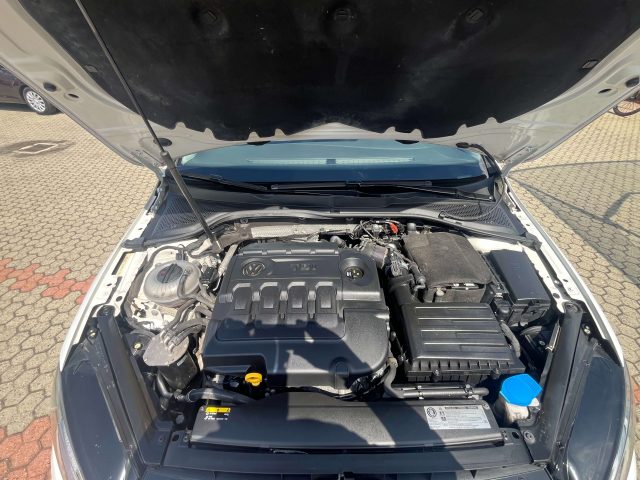 VOLKSWAGEN Golf usata, con Fendinebbia