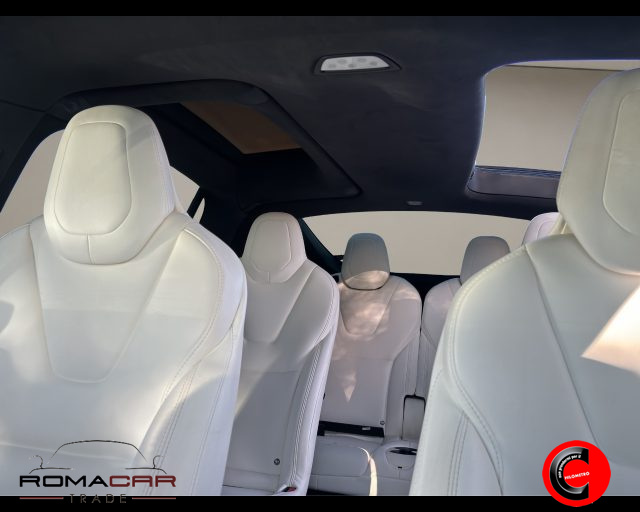 TESLA Model X usata, con Fari LED