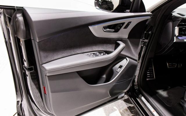 AUDI Q8 usata, con Gancio traino