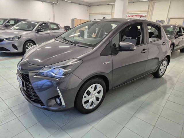TOYOTA Yaris usata, con Autoradio