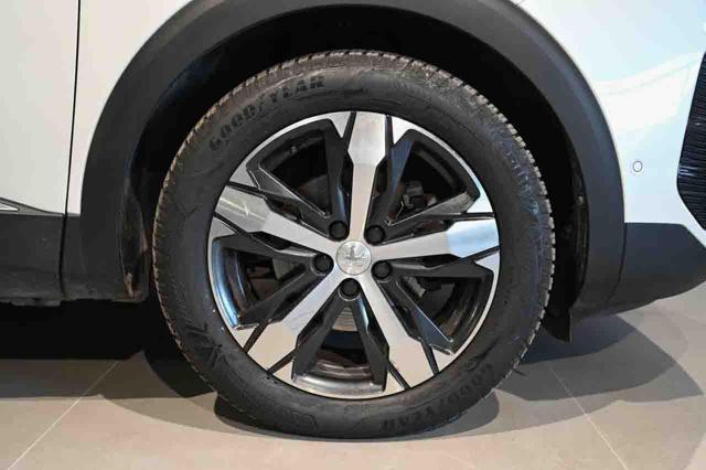 PEUGEOT 5008 usata, con Autoradio