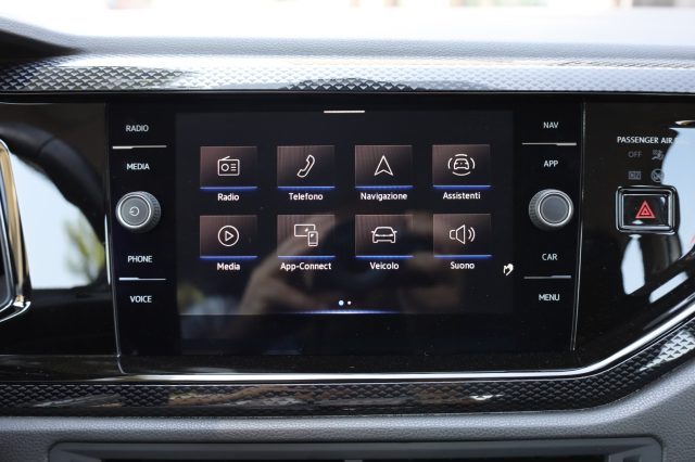 VOLKSWAGEN Taigo usata, con Schermo multifunzione interamente digitale