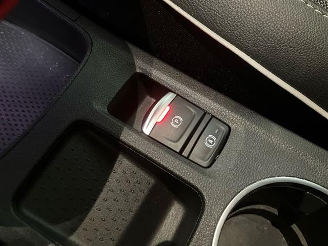 RENAULT Captur usata 21