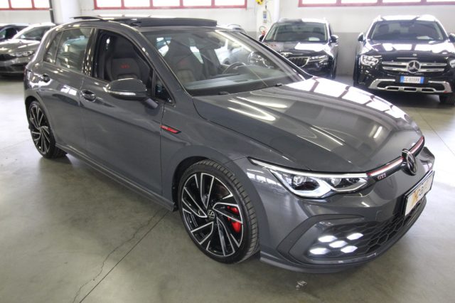 VOLKSWAGEN Golf usata, con Airbag laterali