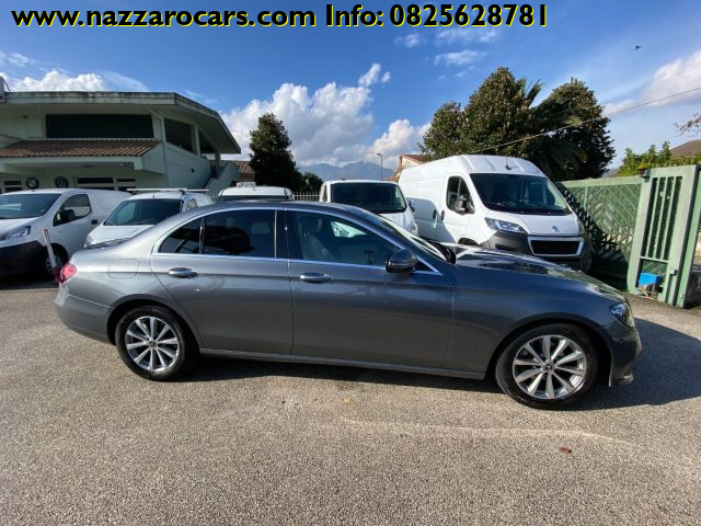 MERCEDES-BENZ E 220 usata, con Immobilizzatore elettronico
