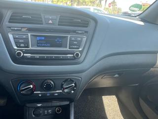 HYUNDAI i20 usata, con Servosterzo