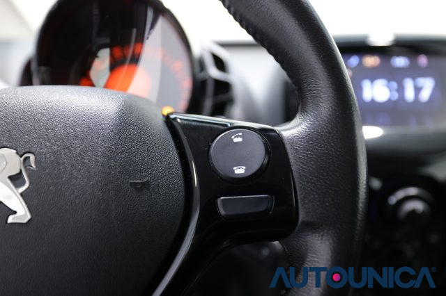 PEUGEOT 108 usata, con Autoradio digitale