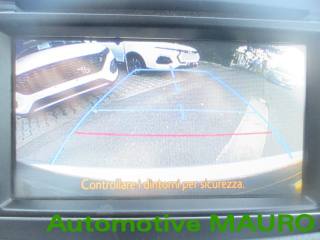 TOYOTA Yaris usata, con Telecamera per parcheggio assistito