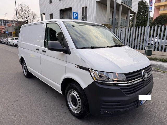 VOLKSWAGEN Transporter usata, con Autoradio