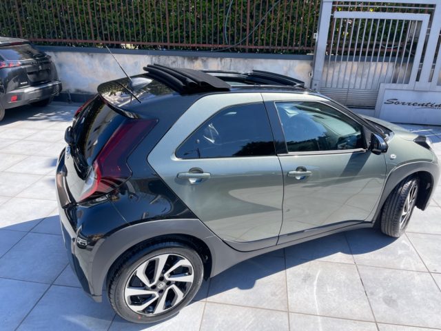 TOYOTA Aygo X usata, con USB