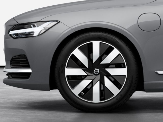 VOLVO V90 usata, con Autoradio