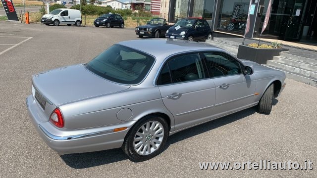 JAGUAR XJ usata 39