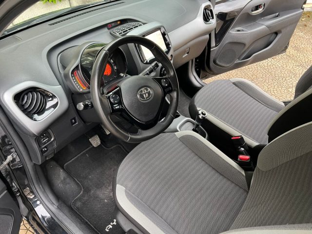 TOYOTA Aygo usata 13