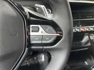 PEUGEOT 208 usata 25